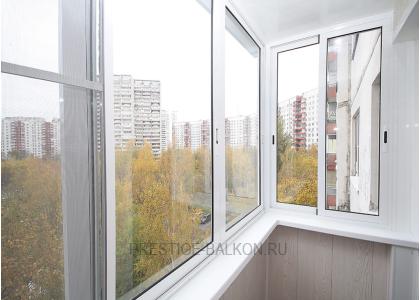 Холодное остекление балкона профилем Provedal с отделкой стен и потолка ламинированными панелями в Щёлково